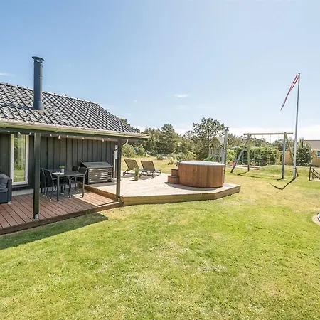 Selima - 300m From The Sea By Interhome *