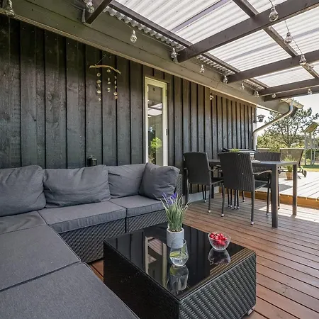 Selima - 300m From The Sea By Interhome *