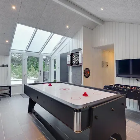 Selima - 300m From The Sea By Interhome