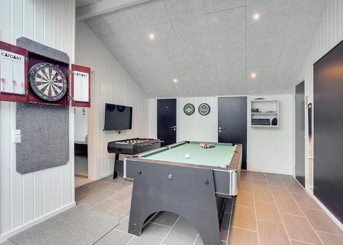 Selima - 300m From The Sea By Interhome